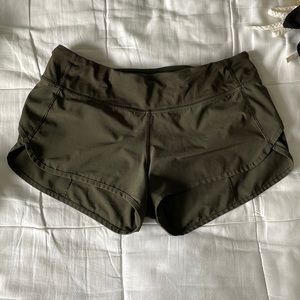 Lululemon Speed Up Short 2.5”